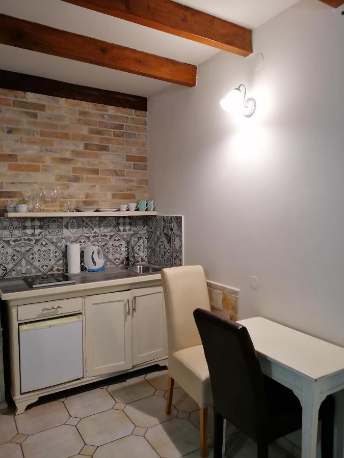Bastya Apartment *